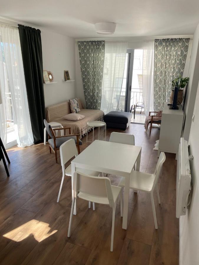 Apartment Dolce Petrovac エクステリア 写真