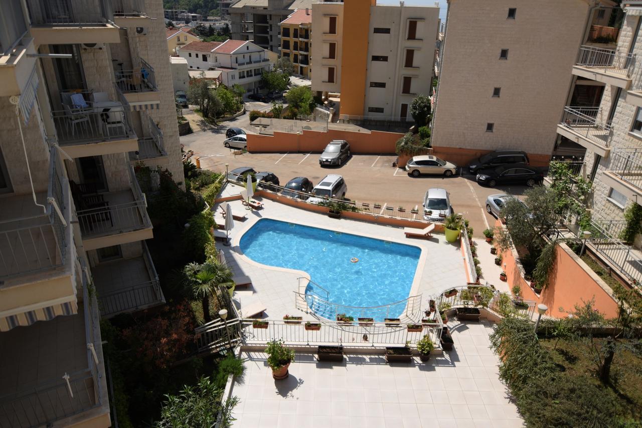Apartment Dolce Petrovac エクステリア 写真